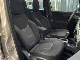 JEEP - RENEGADE - 2015/2016 - Prata - R$ 73.990,00