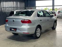 VOLKSWAGEN - VOYAGE - 2021/2022 - Prata - R$ 57.990,00
