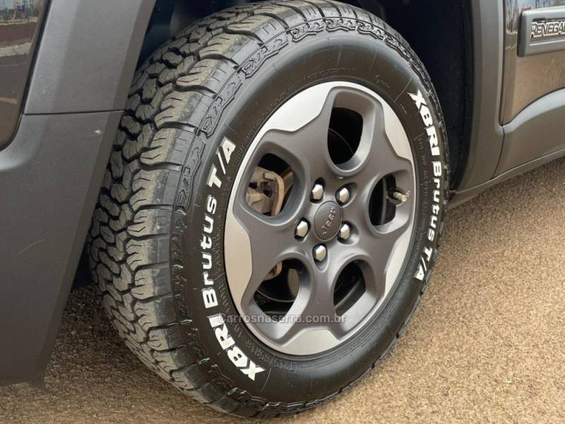 JEEP - RENEGADE - 2017/2017 - Preta - R$ 69.990,00