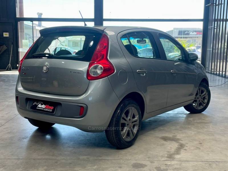 FIAT - PALIO - 2012/2012 - Cinza - R$ 38.990,00