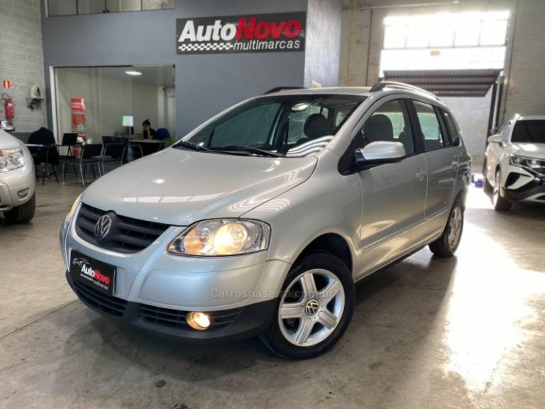 VOLKSWAGEN - SPACEFOX - 2008/2008 - Prata - R$ 34.990,00