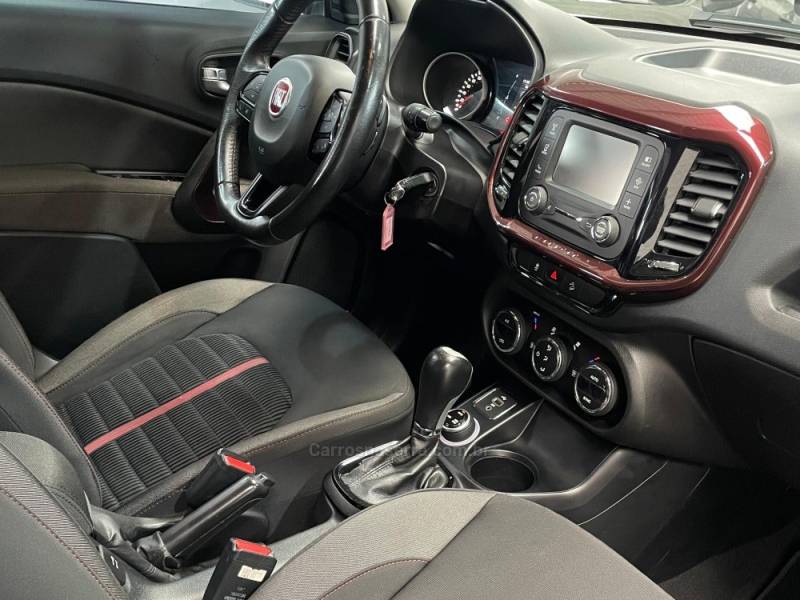 FIAT - TORO - 2018/2019 - Prata - R$ 99.990,00