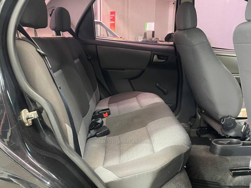 CHEVROLET - CELTA - 2011/2012 - Preta - R$ 33.990,00