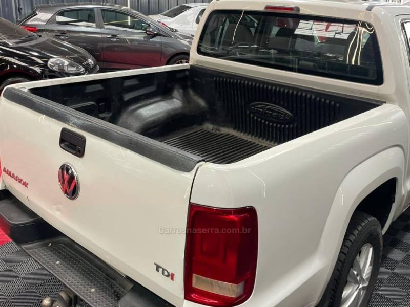 VOLKSWAGEN - AMAROK - 2019/2018 - Branca - Sob Consulta