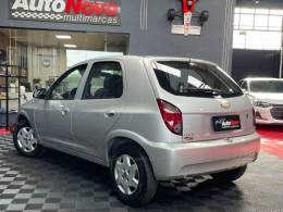 CHEVROLET - CELTA - 2012/2013 - Prata - R$ 38.990,00