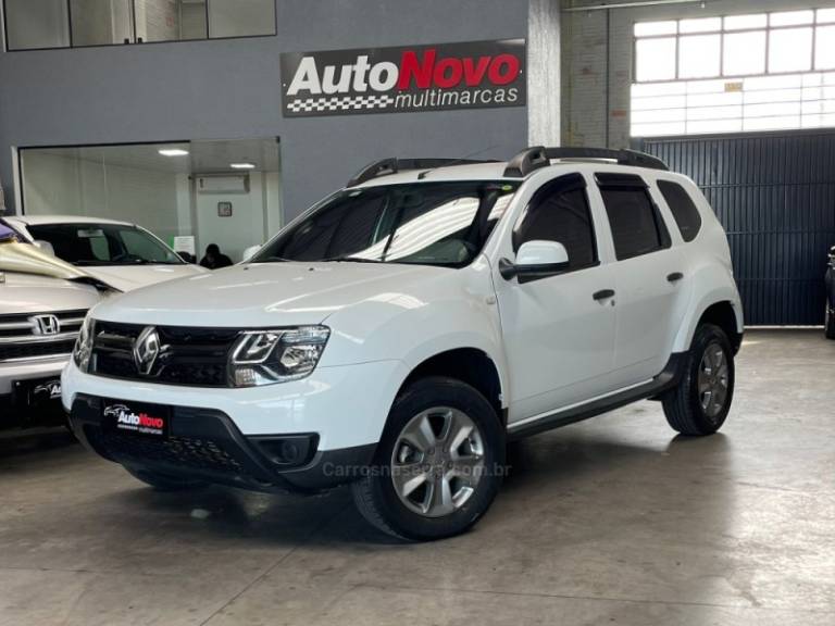 RENAULT - DUSTER - 2015/2016 - Branca - R$ 59.990,00
