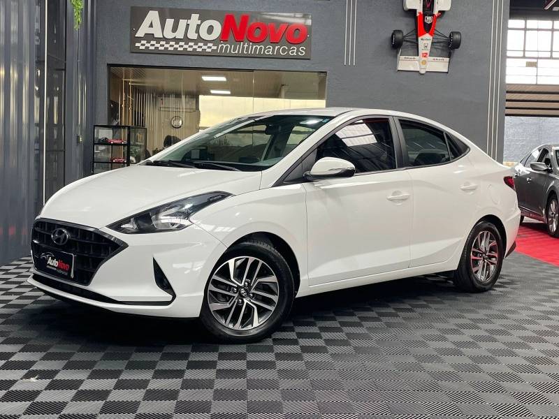 HYUNDAI - HB20S - 2020/2020 - Branca - R$ 78.990,00