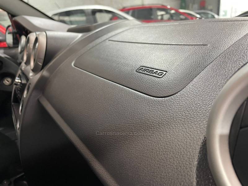 FORD - FIESTA - 2014/2014 - Branca - R$ 34.990,00