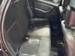 RENAULT - DUSTER - 2012/2013 - Preta - R$ 52.990,00