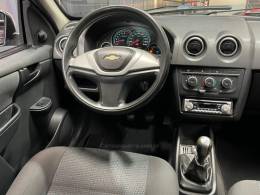 CHEVROLET - CELTA - 2012/2013 - Prata - R$ 38.990,00