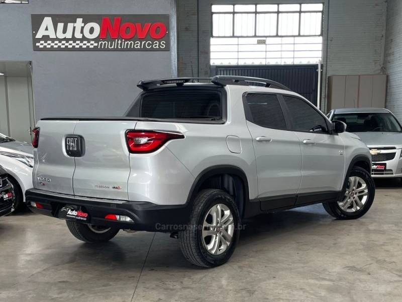 FIAT - TORO - 2018/2019 - Prata - R$ 99.990,00