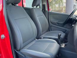 VOLKSWAGEN - FOX - 2011/2011 - Vermelha - R$ 28.990,00