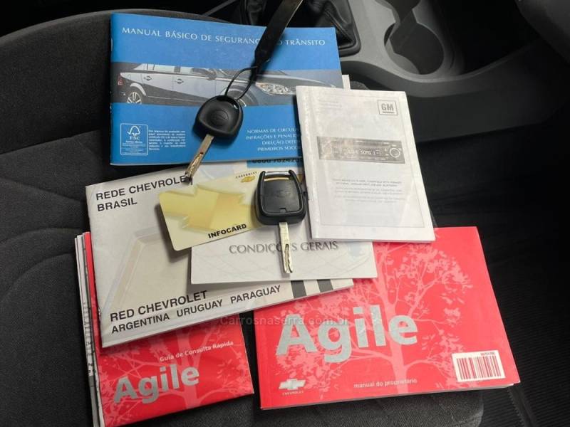 CHEVROLET - AGILE - 2010/2011 - Branca - R$ 38.990,00