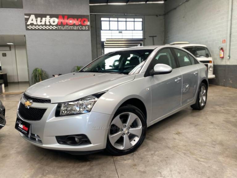 CHEVROLET - CRUZE - 2013/2013 - Prata - R$ 59.990,00