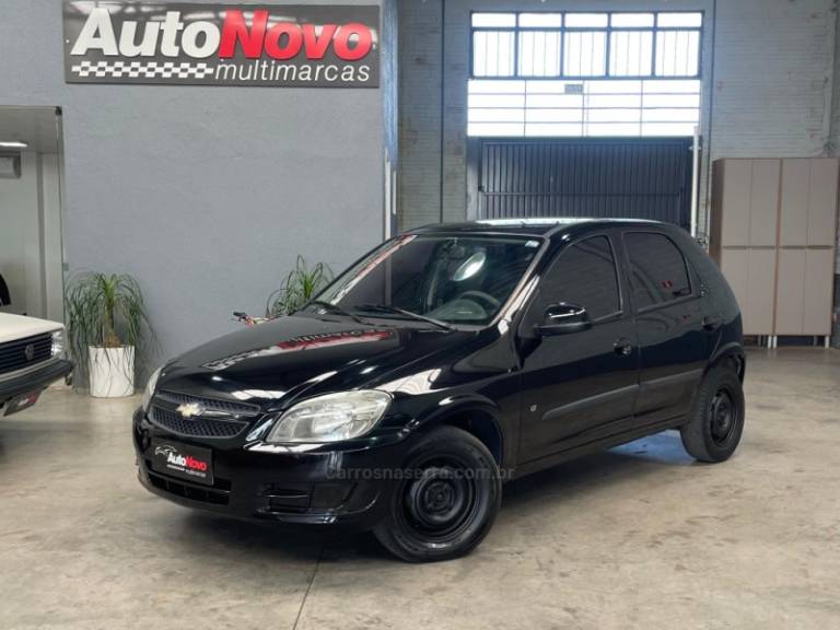 CHEVROLET - CELTA - 2011/2012 - Preta - R$ 33.990,00