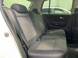 VOLKSWAGEN - FOX - 2013/2013 - Branca - R$ 37.990,00