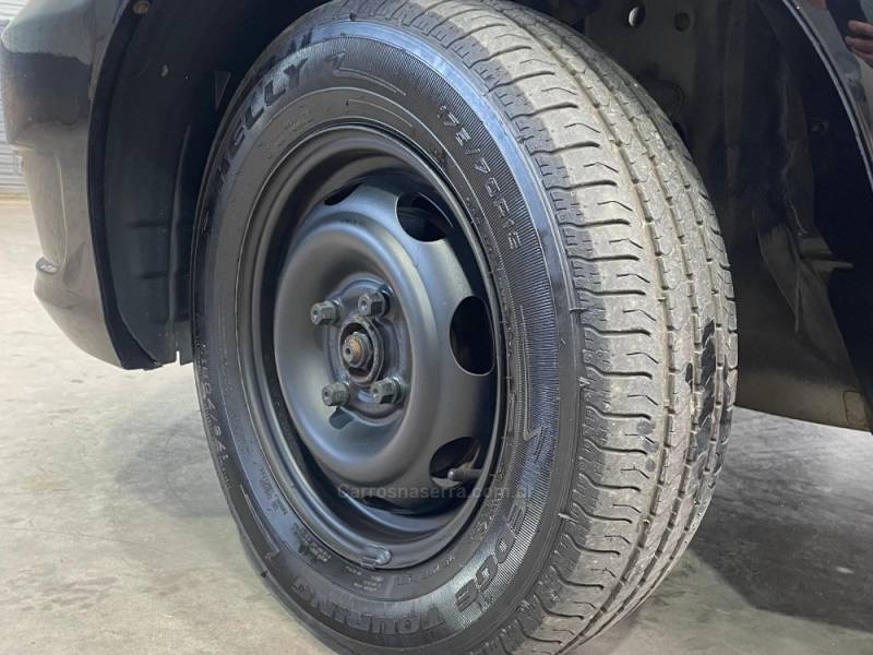 CHEVROLET - CELTA - 2011/2012 - Preta - R$ 33.990,00