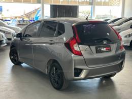HONDA - FIT - 2015/2015 - Cinza - R$ 67.990,00
