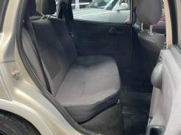 CHEVROLET - CORSA - 2004/2004 - Prata - R$ 17.990,00