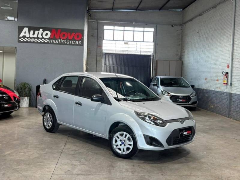 FORD - FIESTA - 2011/2011 - Prata - R$ 39.990,00