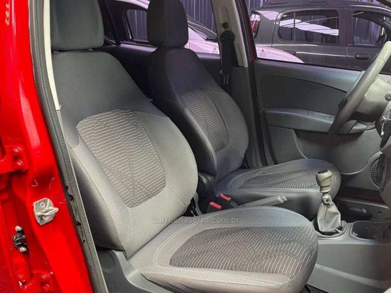 FIAT - PALIO - 2013/2013 - Vermelha - R$ 37.990,00