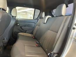 RENAULT - SANDERO - 2019/2020 - Prata - R$ 69.990,00