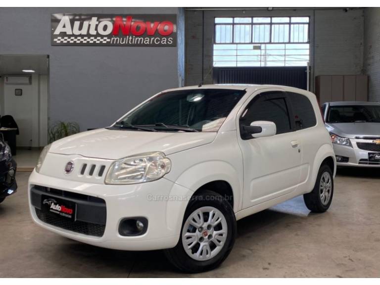 FIAT - UNO - 2012/2012 - Branca - R$ 29.990,00