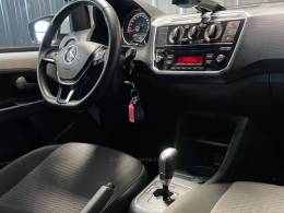 VOLKSWAGEN - UP - 2018/2019 - Branca - R$ 59.990,00