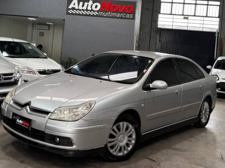 CITROËN - C5 - 2006/2006 - Prata - R$ 14.990,00