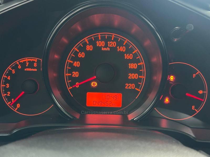 HONDA - FIT - 2015/2015 - Cinza - R$ 67.990,00