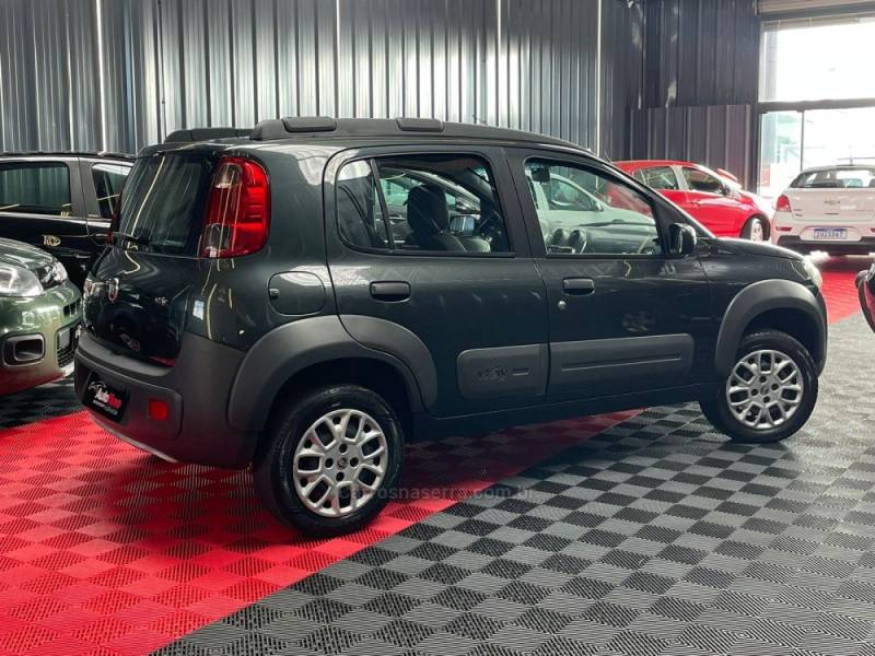 FIAT - UNO - 2014/2014 - Cinza - R$ 36.990,00