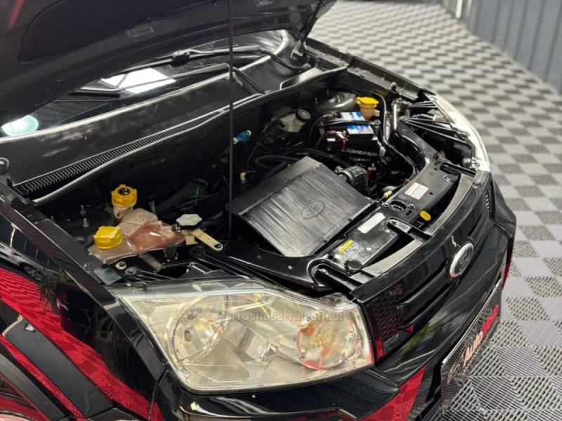 FORD - ECOSPORT - 2011/2012 - Preta - R$ 44.990,00