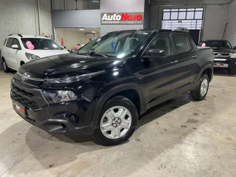 FIAT - TORO - 2017/2018 - Preta - R$ 89.990,00