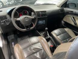 VOLKSWAGEN - GOLF - 2008/2008 - Prata - R$ 39.990,00