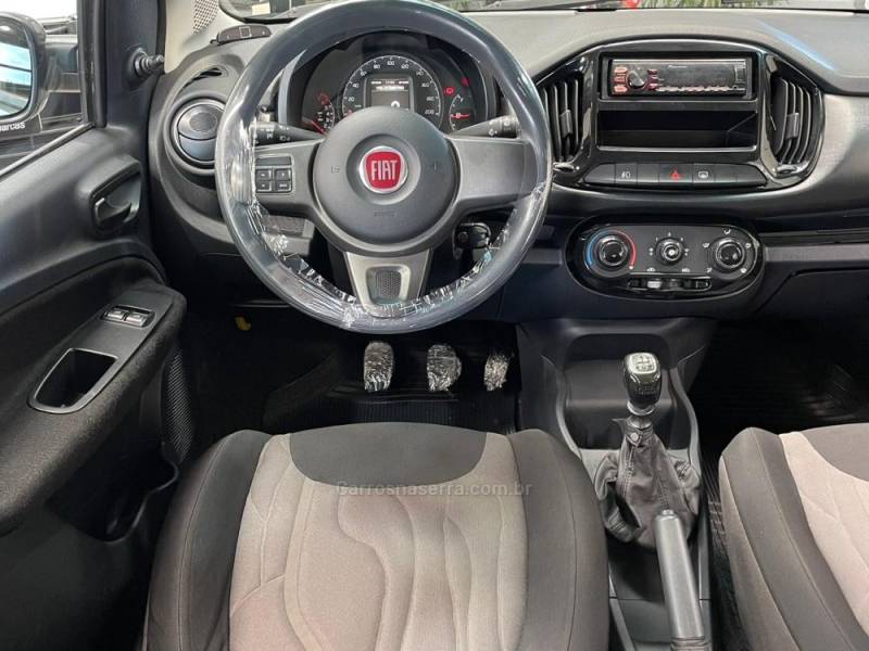 FIAT - UNO - 2016/2016 - Verde - R$ 46.990,00