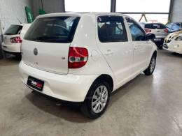 VOLKSWAGEN - FOX - 2004/2004 - Branca - R$ 23.990,00