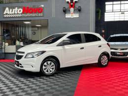 CHEVROLET - ONIX - 2018/2019 - Branca - R$ 55.990,00