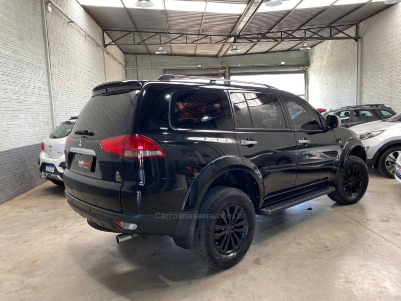 MITSUBISHI - PAJERO DAKAR - 2015/2015 - Preta - R$ 121.990,00