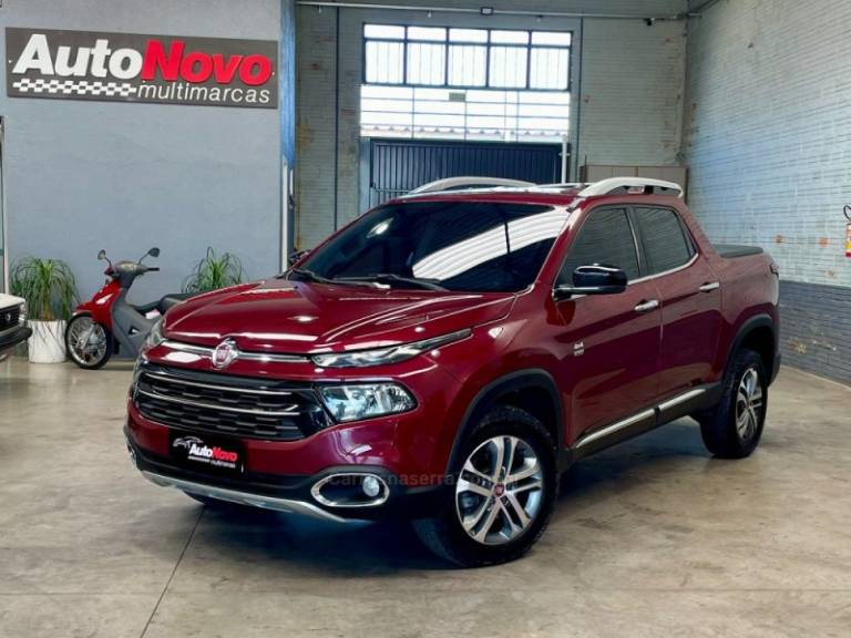 FIAT - TORO - 2017/2017 - Vinho - R$ 97.990,00