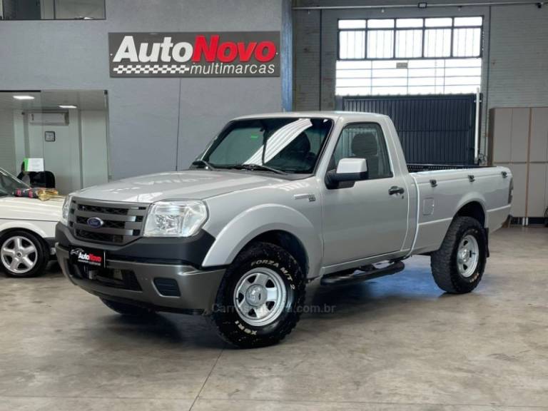 FORD - RANGER - 2009/2010 - Prata - R$ 57.990,00