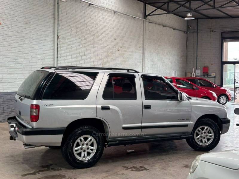 CHEVROLET - BLAZER - 2001/2001 - Prata - R$ 66.990,00