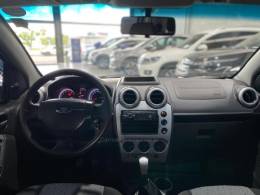 FORD - FIESTA - 2014/2014 - Branca - R$ 34.990,00
