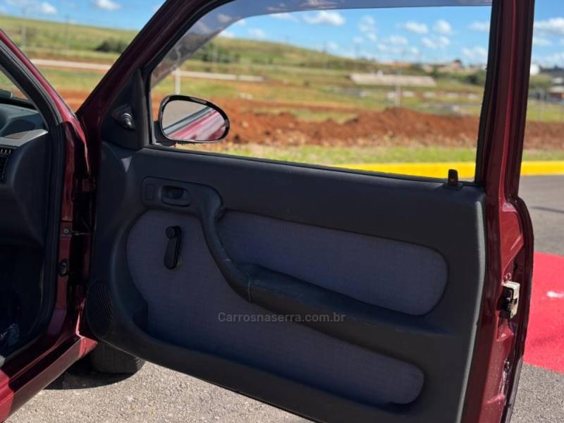 VOLKSWAGEN - GOL - 1996/1996 - Vermelha - R$ 11.990,00