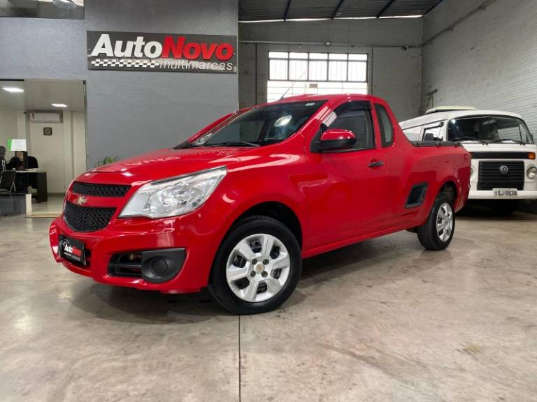 CHEVROLET - MONTANA - 2015/2015 - Vermelha - R$ 46.990,00