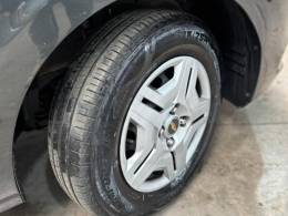 CHEVROLET - ONIX - 2015/2016 - Cinza - R$ 47.990,00