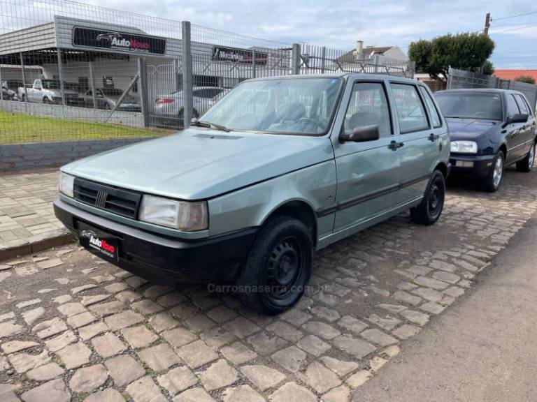 FIAT - UNO - 1995/1995 - Verde - R$ 8.490,00
