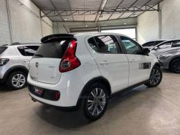 FIAT - PALIO - 2013/2014 - Branca - R$ 43.990,00