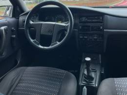 VOLKSWAGEN - SANTANA - 1997/1998 - Vermelha - R$ 14.990,00